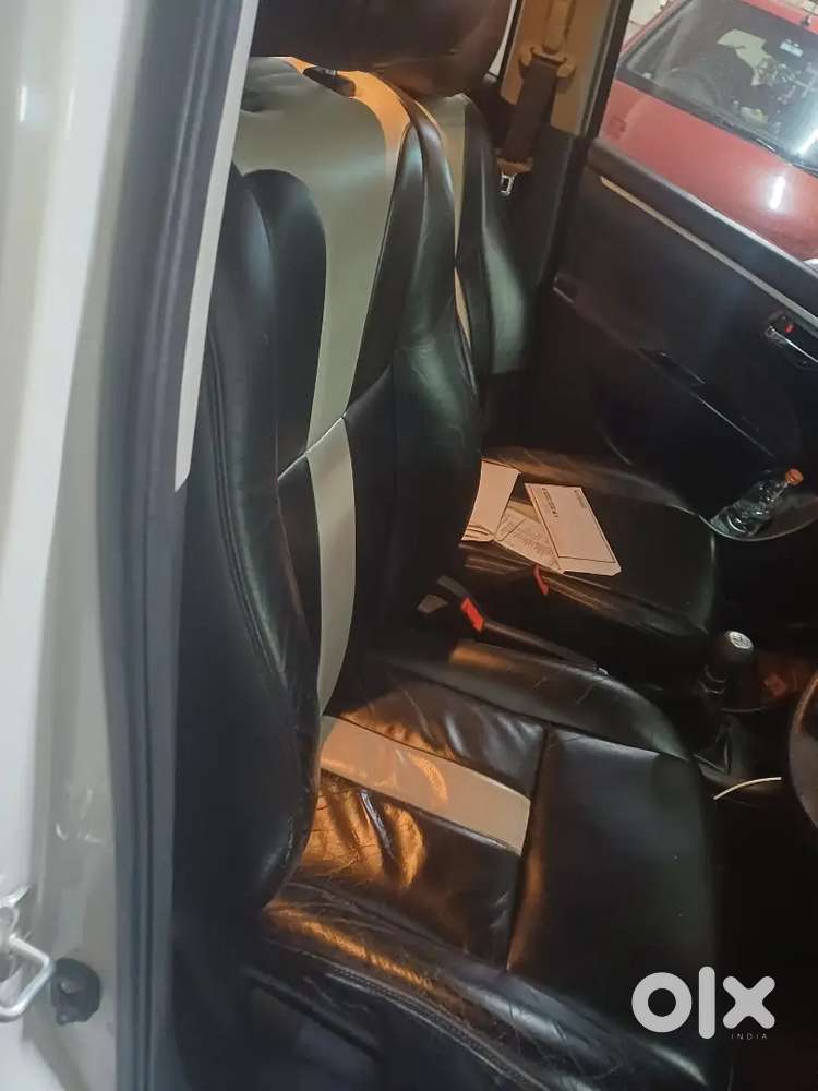 Maruti Suzuki Swift 2012