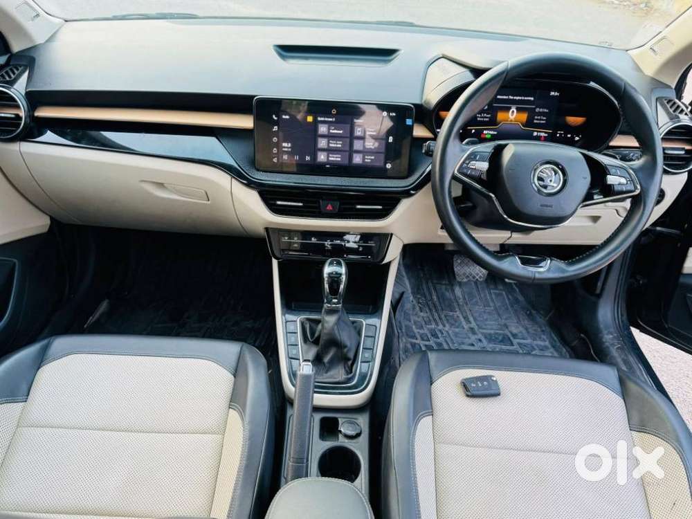 Skoda Slavia Style 1.0l Tsi Mt, 2022, Petrol