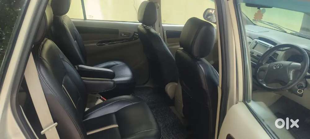 Toyota Innova Diesel 7 Str 2013