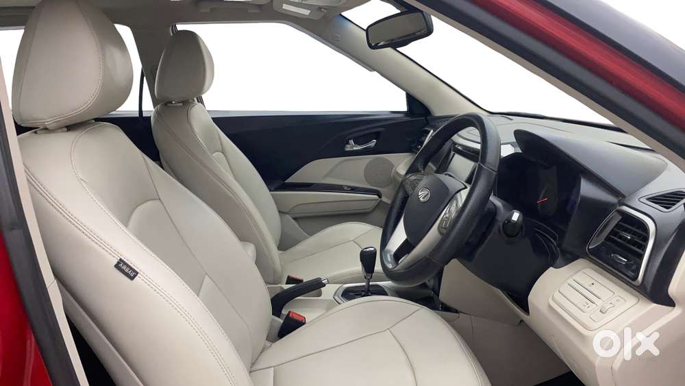 Mahindra Xuv300 1.2 W8 (o) Amt Petrol, 2021, Petrol