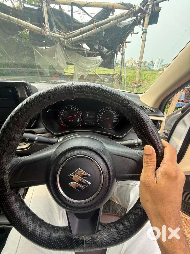 Maruti Suzuki Dzire Petrol 2025