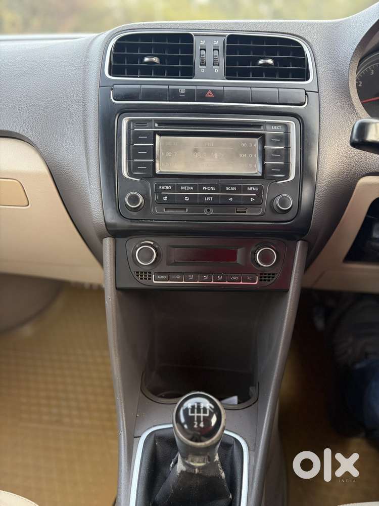 Volkswagen Vento 2010-2013 Petrol Highline, 2013, Petrol