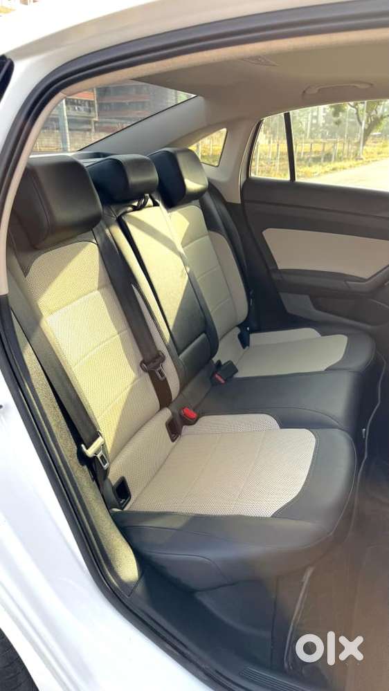 Skoda Slavia 1.0 Tsi Style At, 2024, Petrol