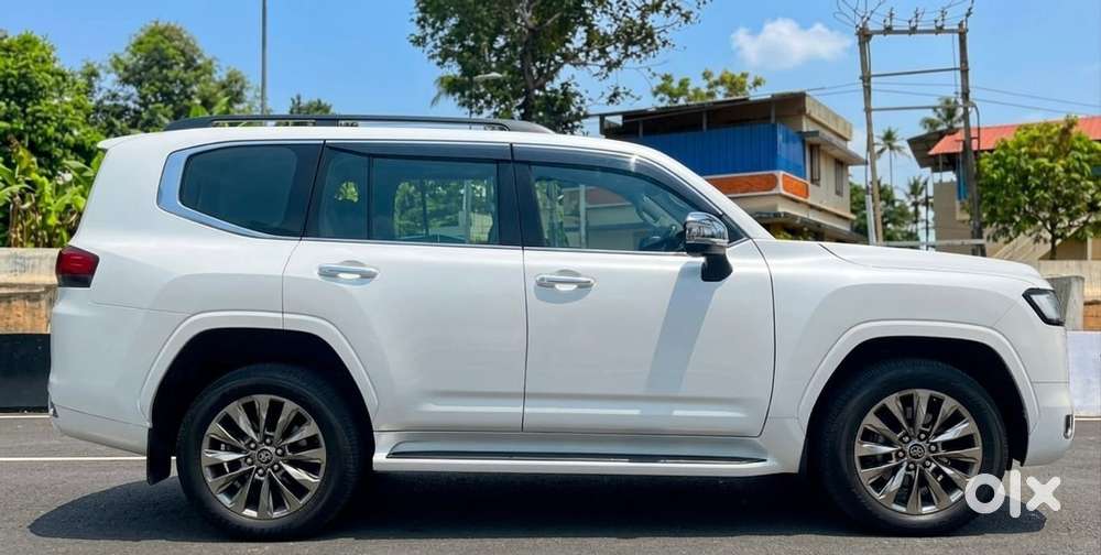 Toyota Land Cruiser 2022 Diesel Automatic