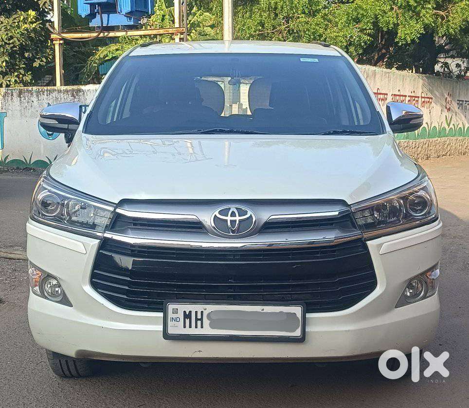 Toyota Innova Crysta 2.8 Zx At 7 Seater, 2017