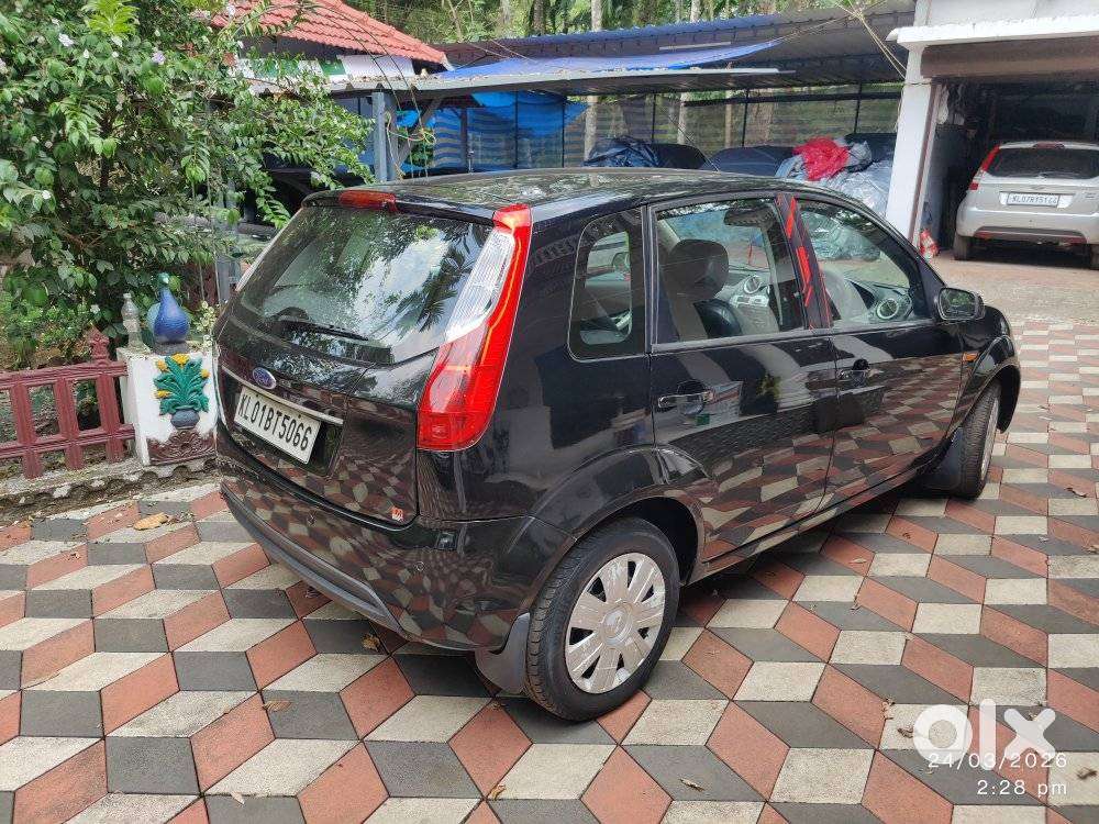 Ford Figo 1.2p Titanium Mt, 2015