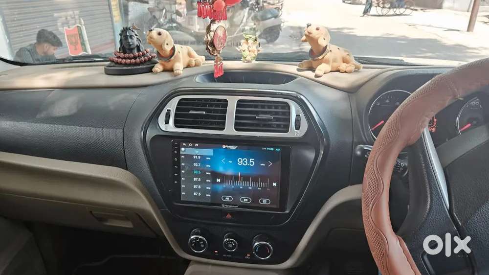 Mahindra Tuv 300 2018 Diesel Well Maintained