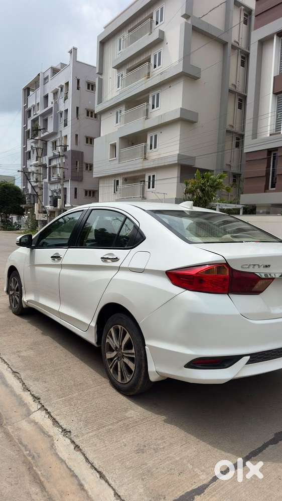 Honda City 1.5 V Cvt I-vtec Mt, 2018, Petrol