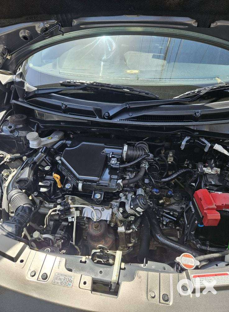Maruti Suzuki Swift 1.2 Vxi (o), 2024, Petrol