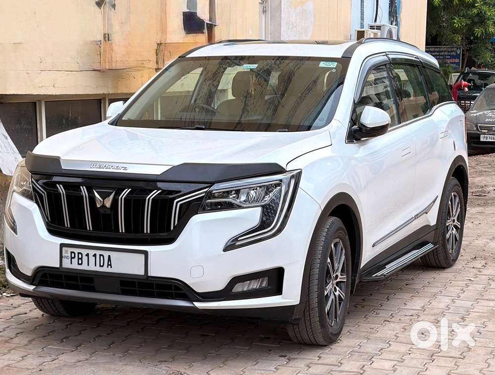 Mahindra Xuv700 Diesel At 2022 (new Condition)