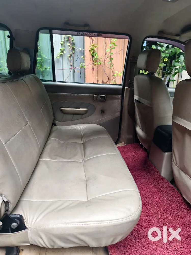 Chevrolet Tavera 2008 Car