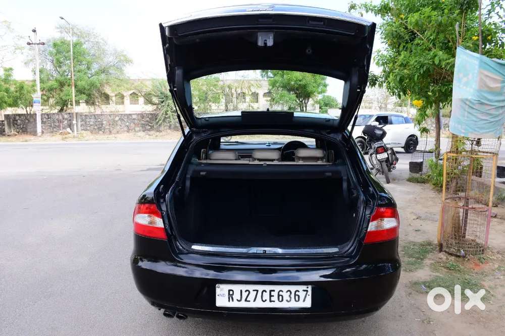 Skoda Superb 2.0 At 2012 Diesel