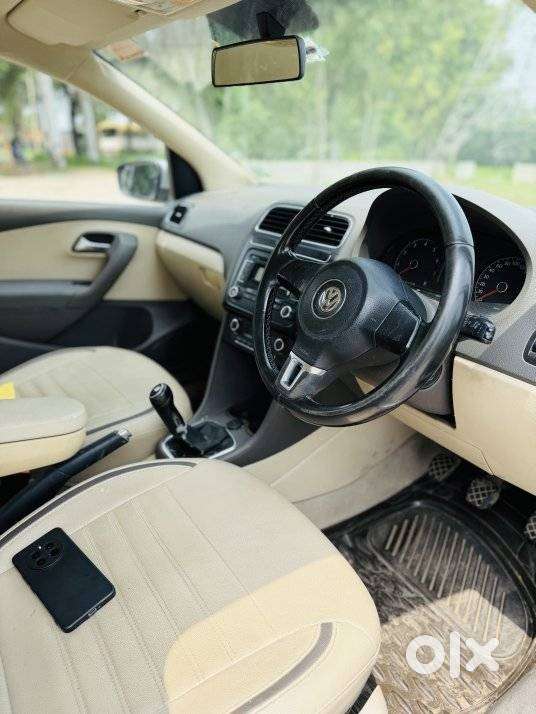 Volkswagen Vento 1.0 Highline Plus, 2014, Petrol