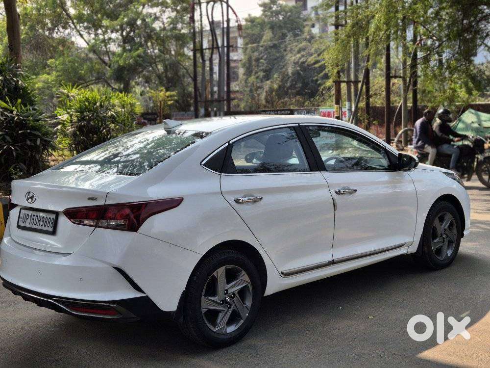 Hyundai Verna 1.5 Sx (o) Petrol Mt, 2020, Petrol