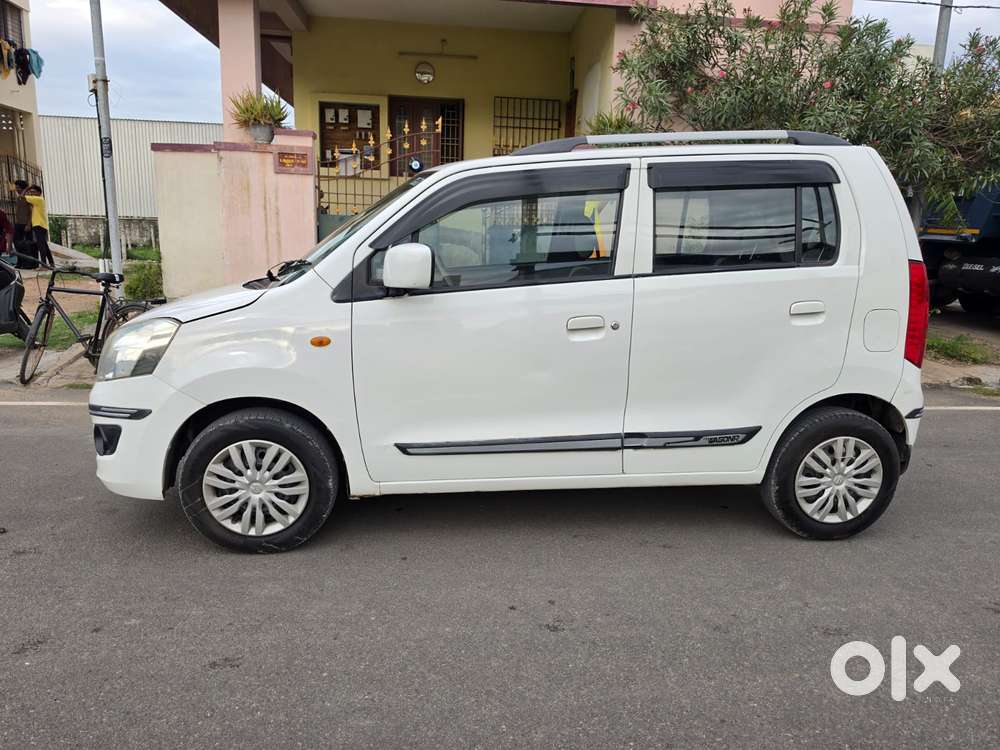 Maruti Suzuki Wagon R Vxi Amt1.2, 2018, Petrol