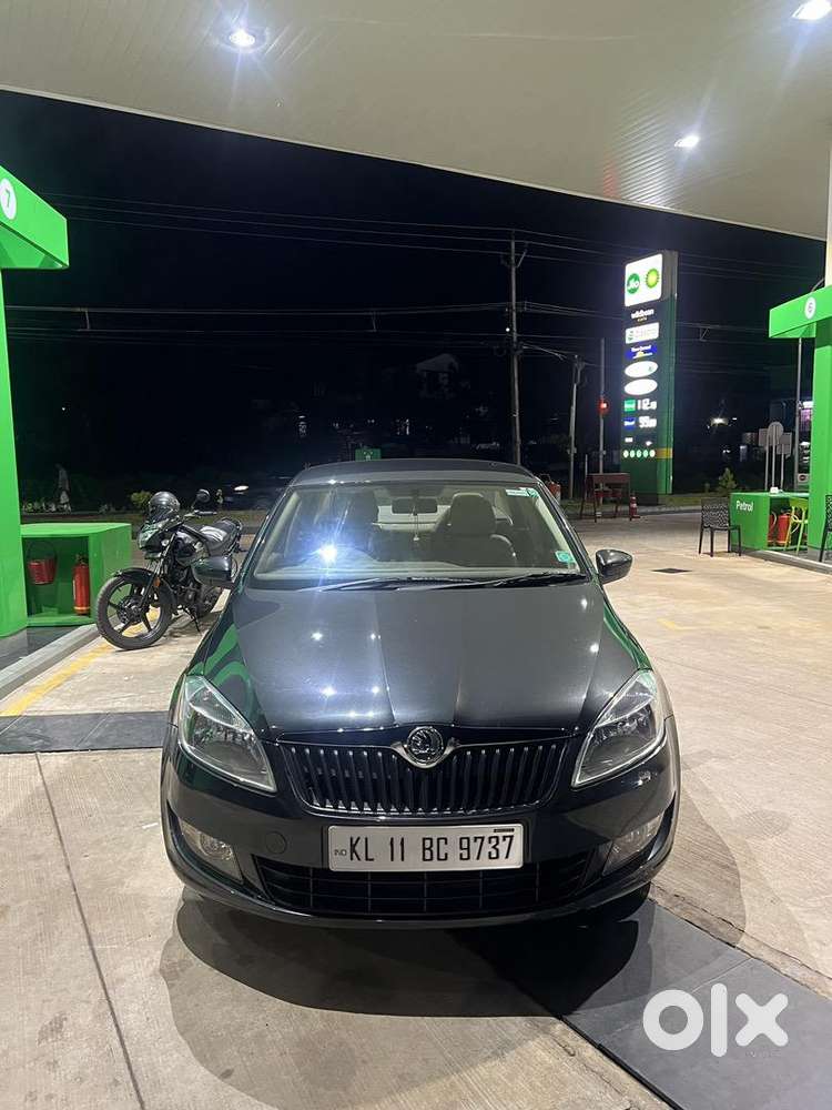 Skoda Superb Petrol 2016