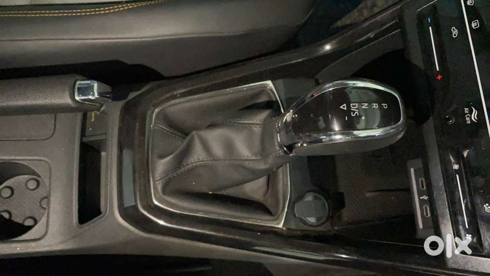 Skoda Kushaq Style 1.0l Tsi At, 2022, Petrol