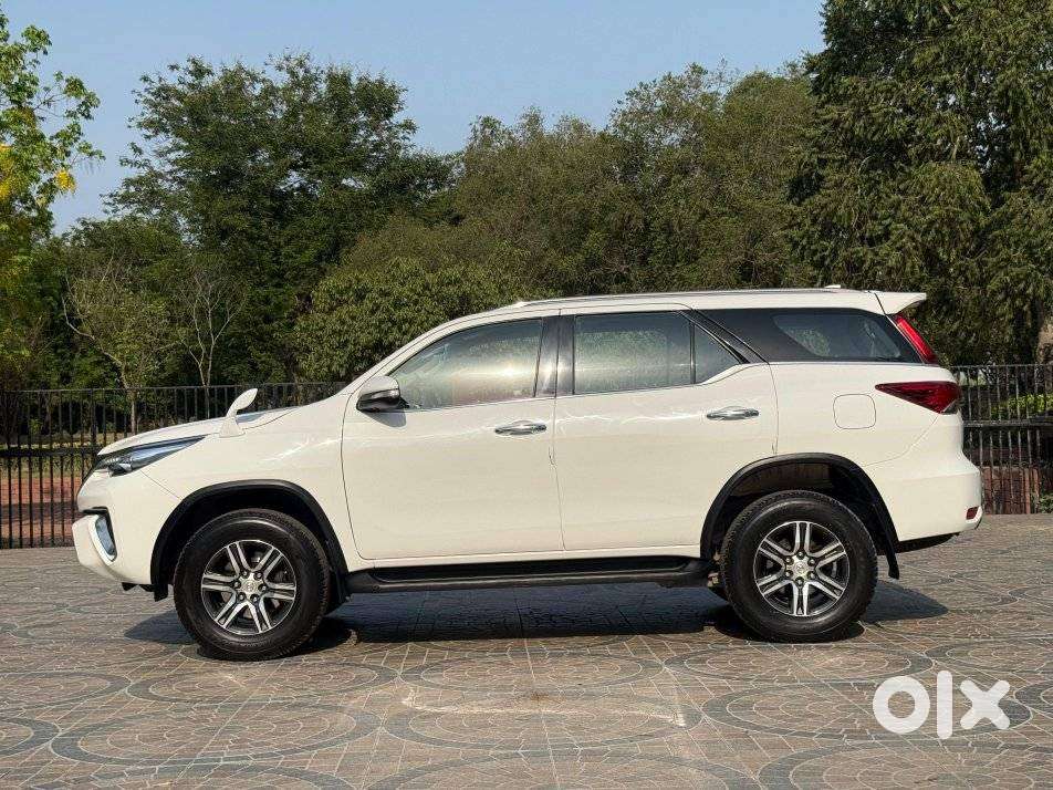 Toyota Fortuner 2.7 2wd Mt, 2017, Petrol