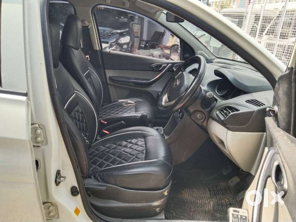 Tata Tiago Xe, 2017, Petrol