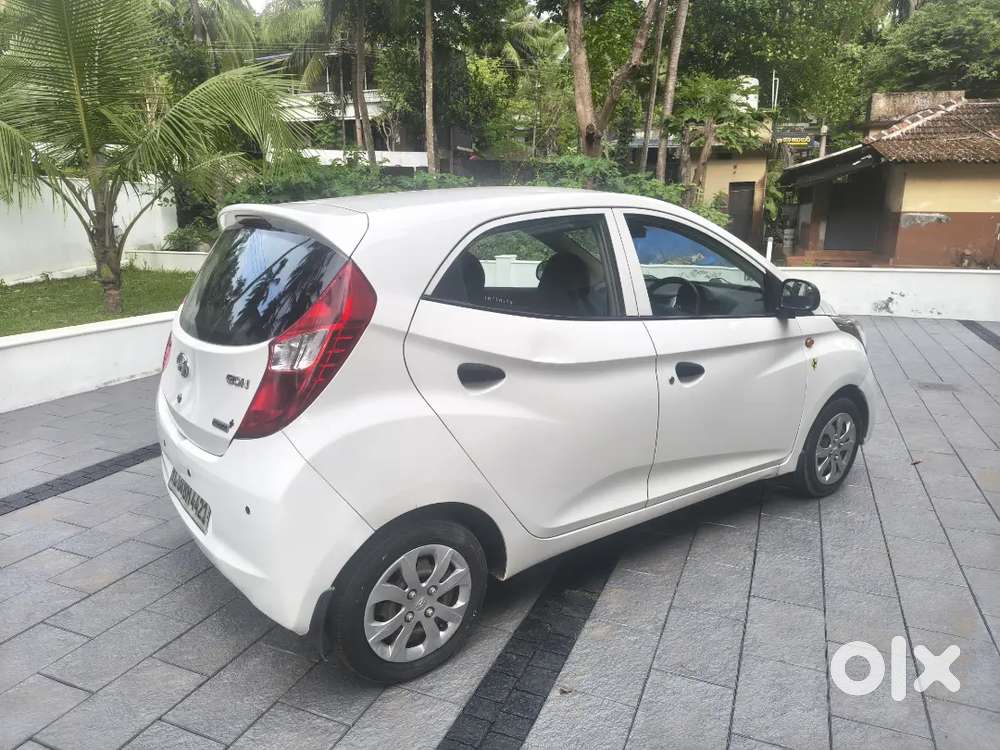 Hyundai Eon Magna 2016