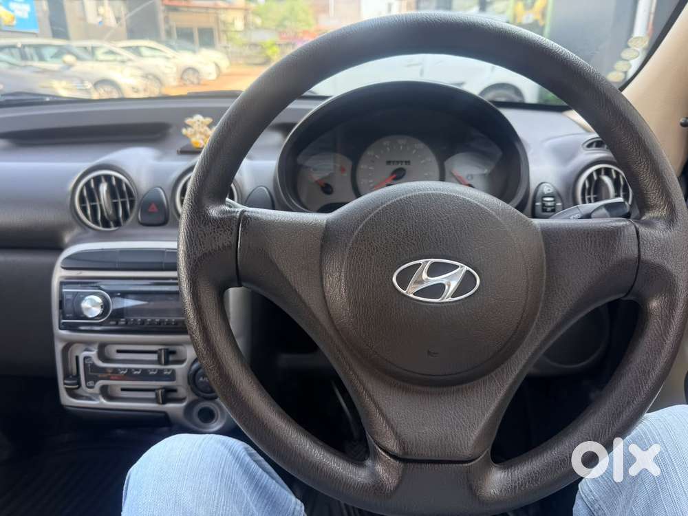 Honda Brio, 2011, Petrol