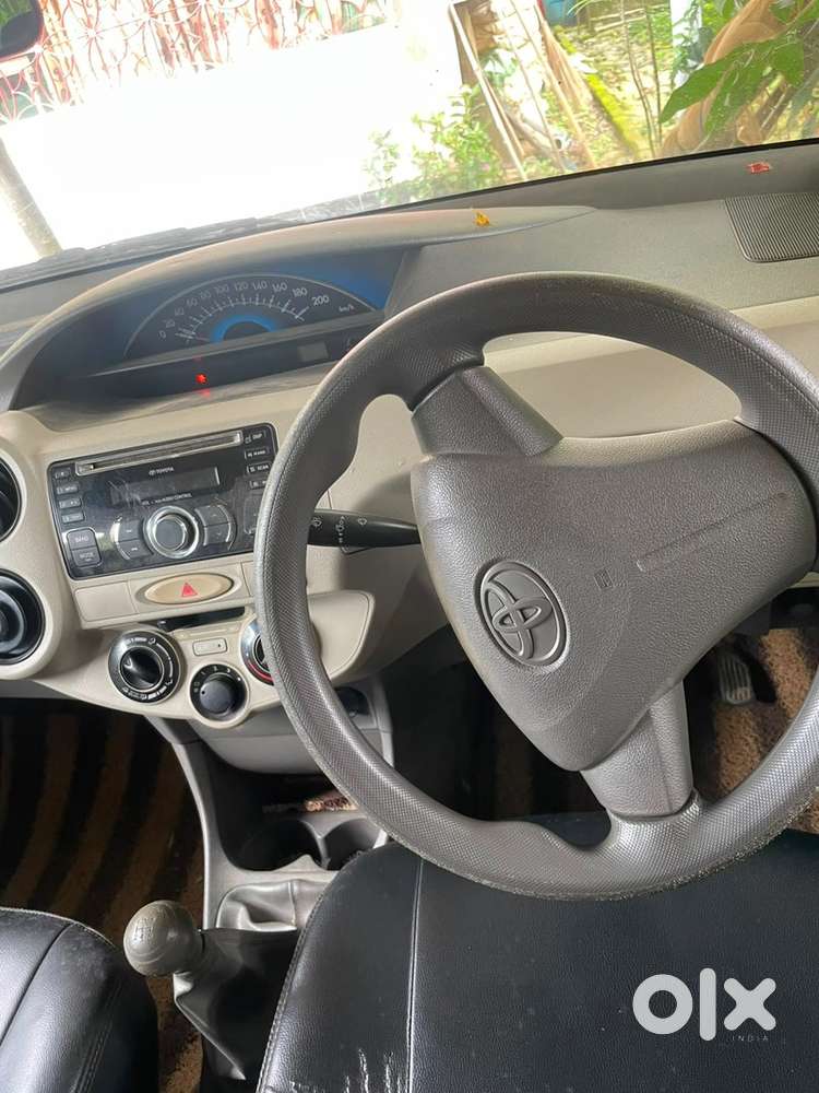 Toyota Etios 1.5 G 2014