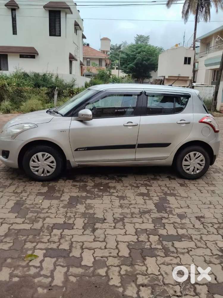Maruti Suzuki Swift Vxi Model 2011