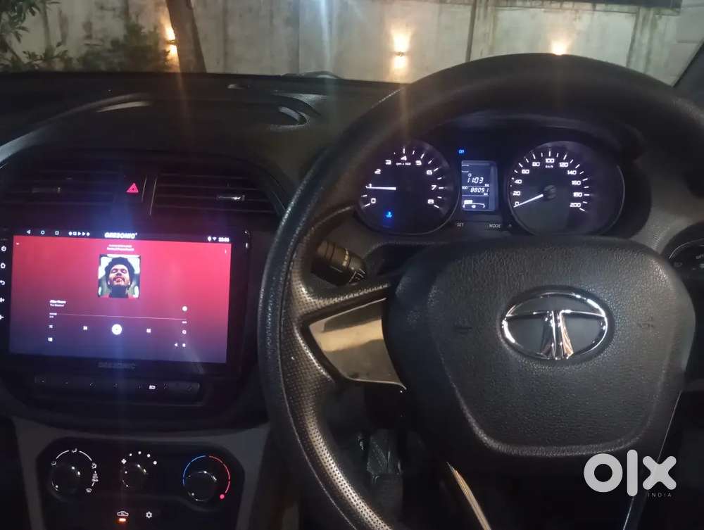 Tata Tiago Revotron 2018