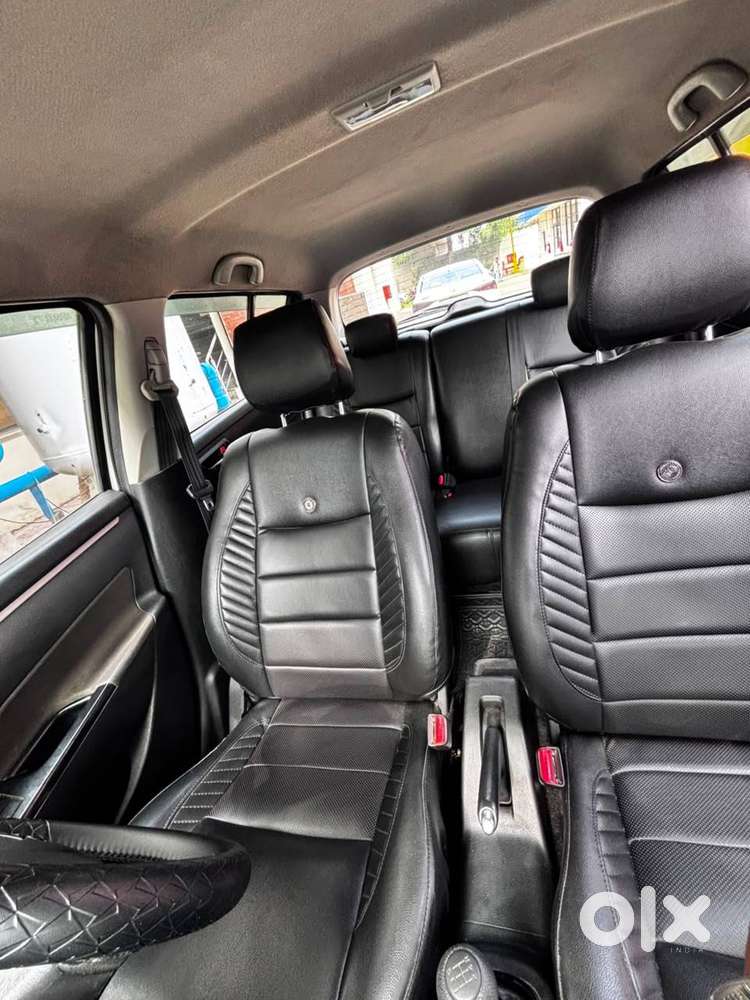 Maruti Suzuki Swift 2017 Petrol 70000 Km Driven