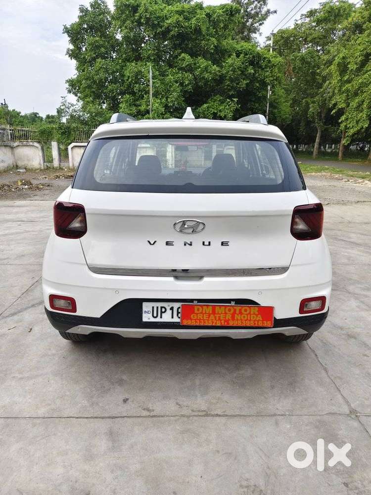 Hyundai Venue S Plus Mt 1.2 Kappa, 2022, Cng & Hybrids