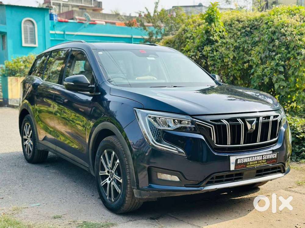 Mahindra Xuv700 2.0 Ax 7 Petrol Mt Str, 2022, Petrol