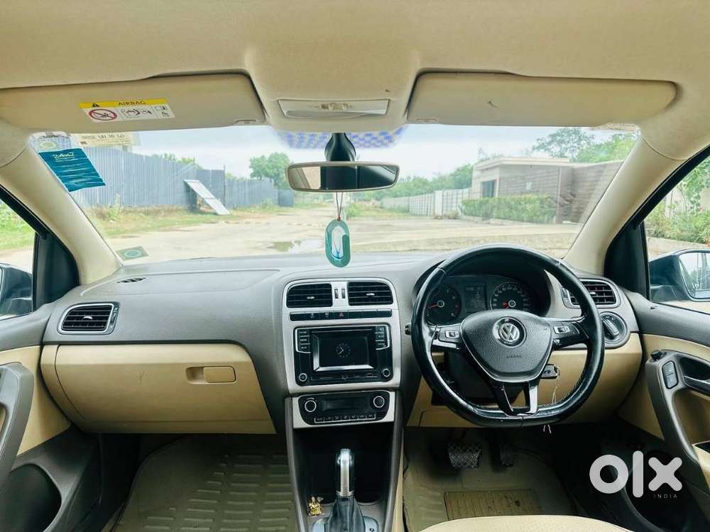 Volkswagen Vento 1.2 Tsi Highline At, 2017, Petrol