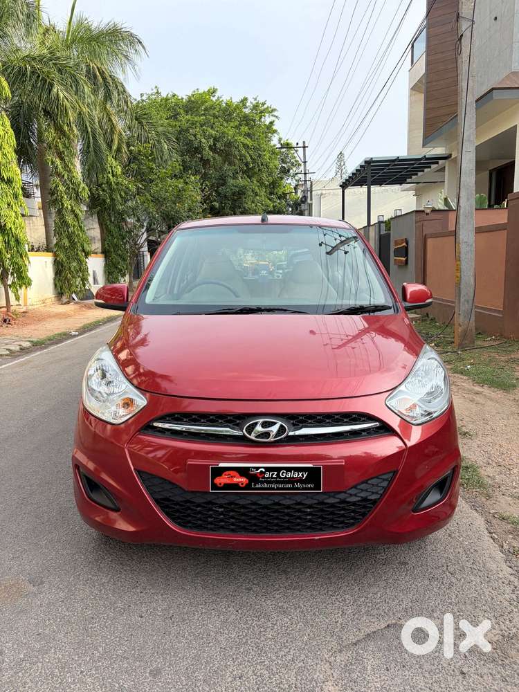 Hyundai I10 Sportz, 2012, Petrol