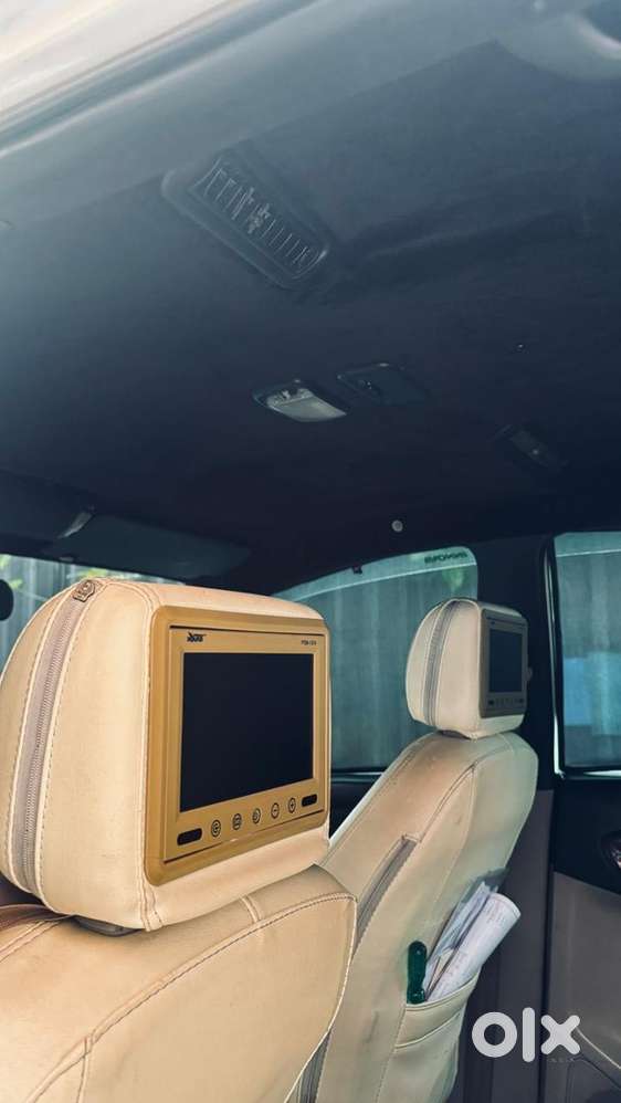 Toyota Innova Diesel 2011