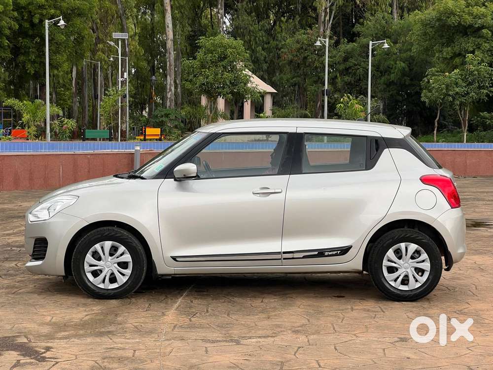 Maruti Suzuki Swift Vvt Vxi, 2021, Petrol