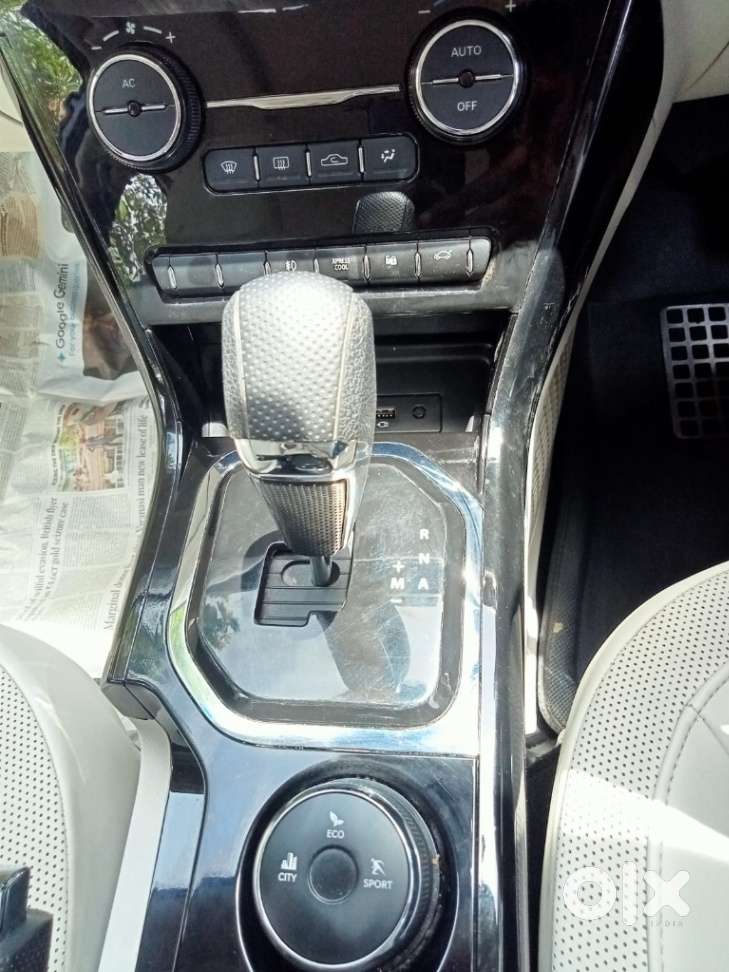 Tata Nexon 1.2 Revotron Xza Plus (o) Amt, 2022, Petrol