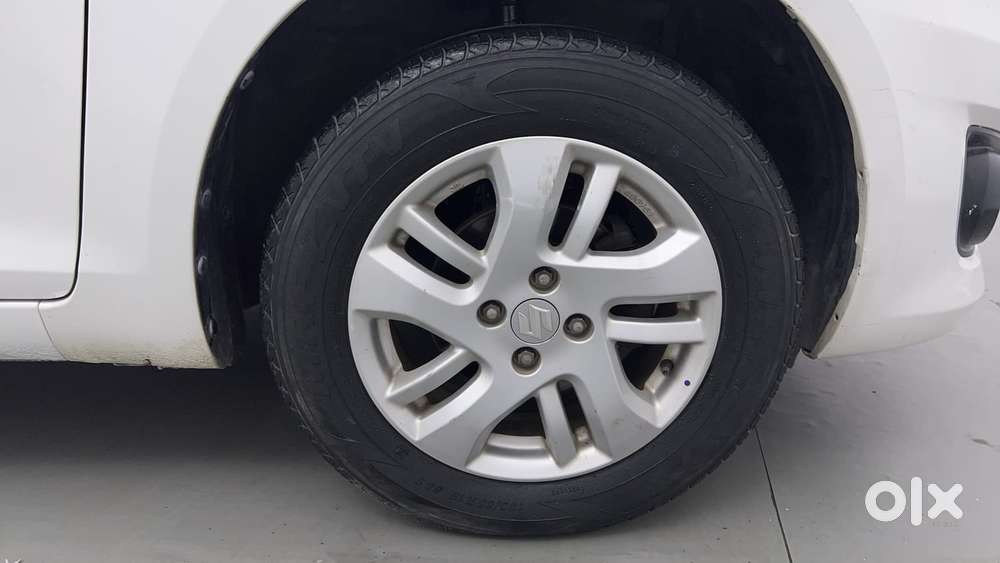 Maruti Suzuki Swift Dzire 1.2 Zxi, 2012, Petrol
