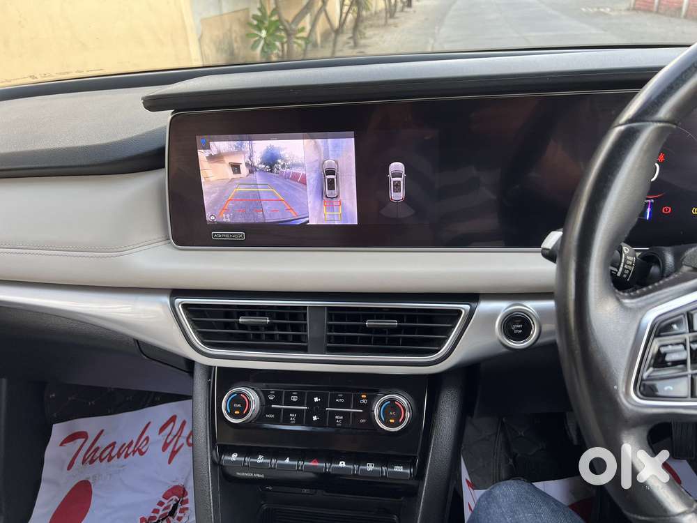 Mahindra Xuv700 2.2 Ax 7 Diesel At Luxury Pack Str Awd, 2022, Diesel