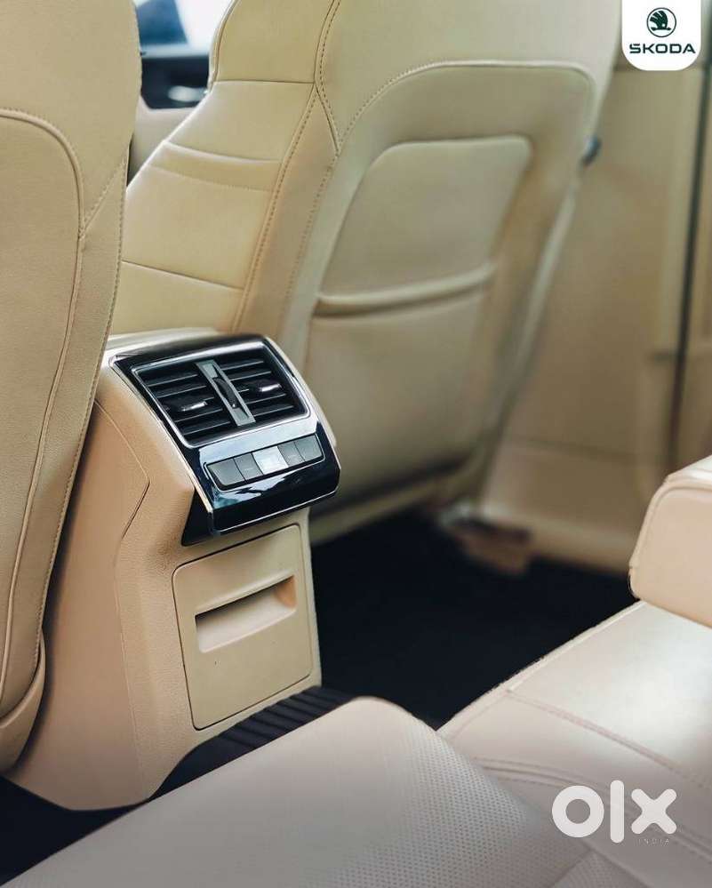 Skoda Superb Laurin And Klement 1.8, 2020, Petrol