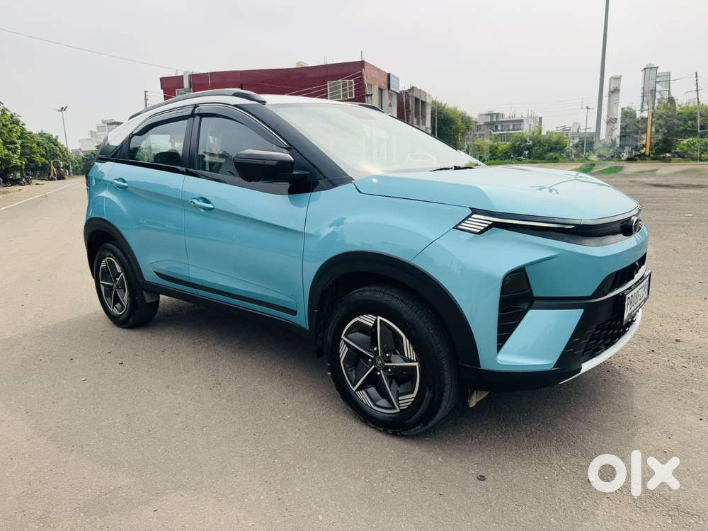 Tata Nexon Creative 1.2 Revotron Petrol 7dca Dt, 2025, Petrol