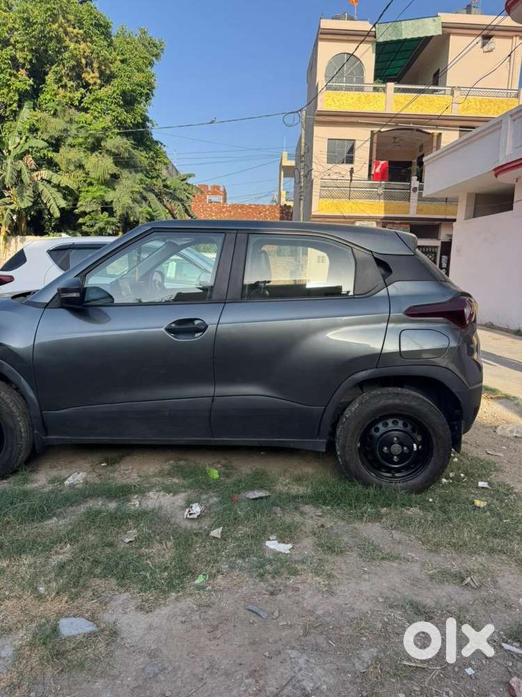 Tata Punch 2024 Petrol 8223 Km Driven