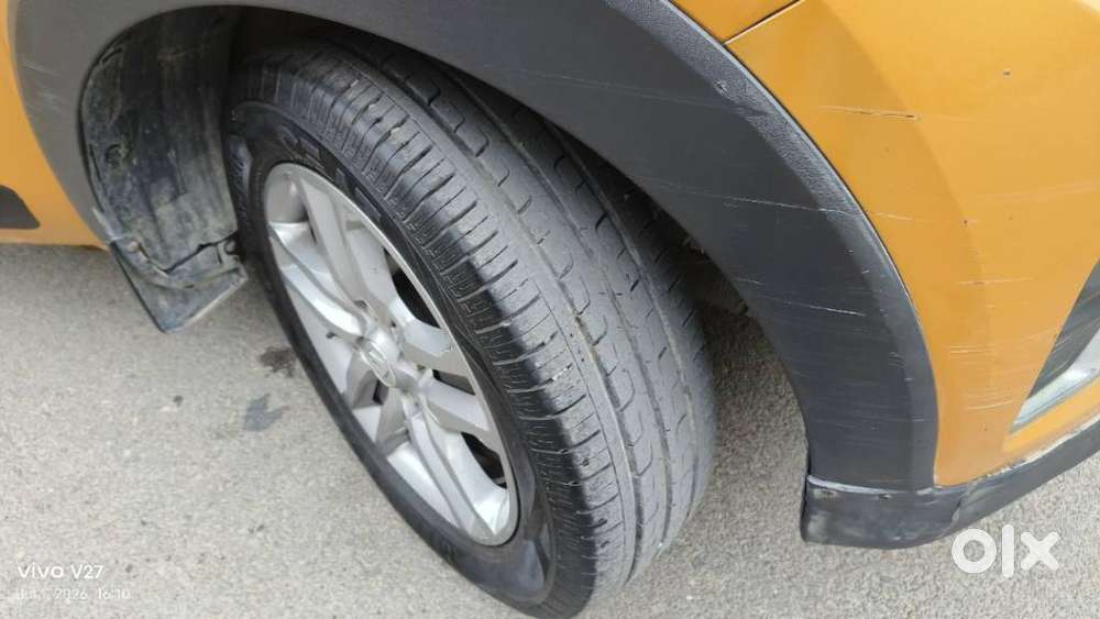 Renault Triber Rxz, 2019, Petrol