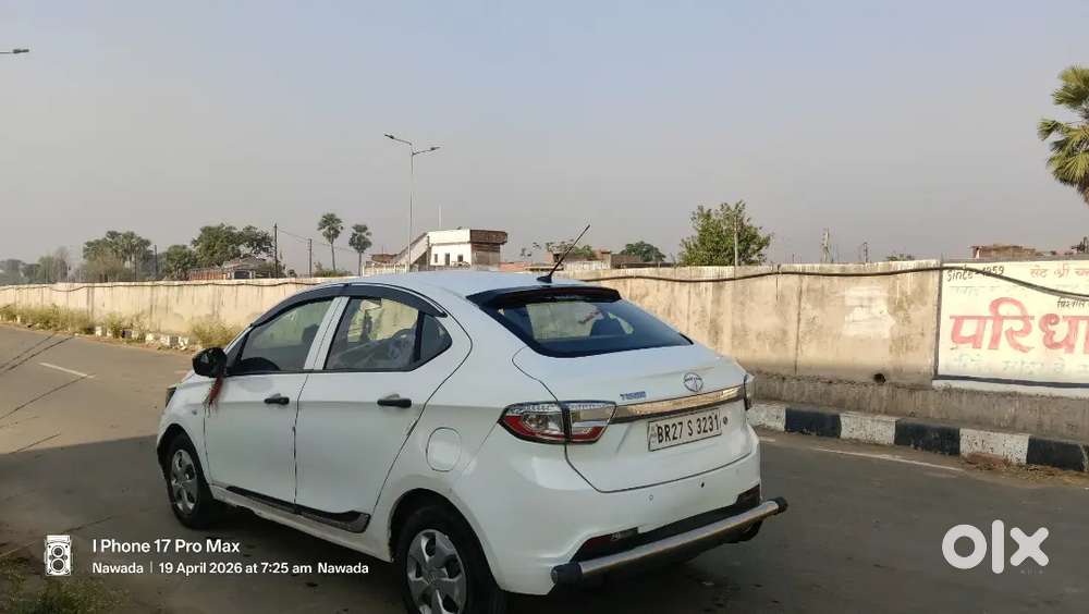 गाड़ी बढ़िया है गाड़ी में कोई दिक्कत नहीं है और ना कोई कमी है