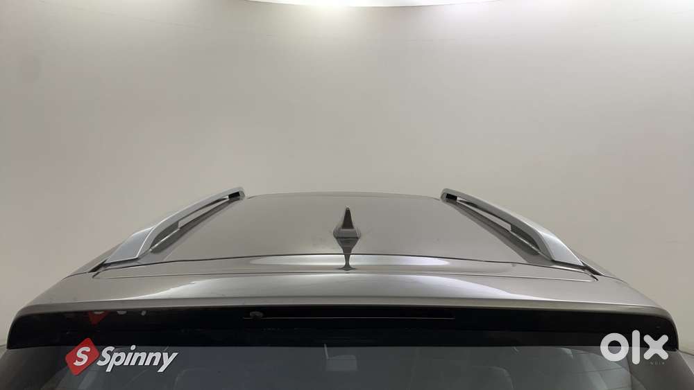 Maruti Suzuki Brezza 1.5 Zxi At Smart Hybrid Dual Tone, 2023, Petrol