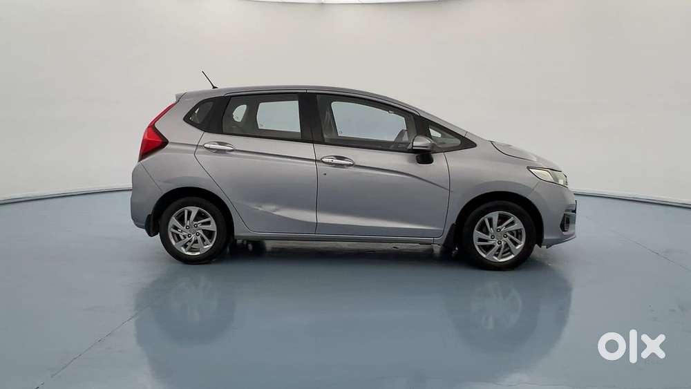 Honda Jazz [2020-2023] 1.2 Vx I-vtec Mt, 2022, Petrol
