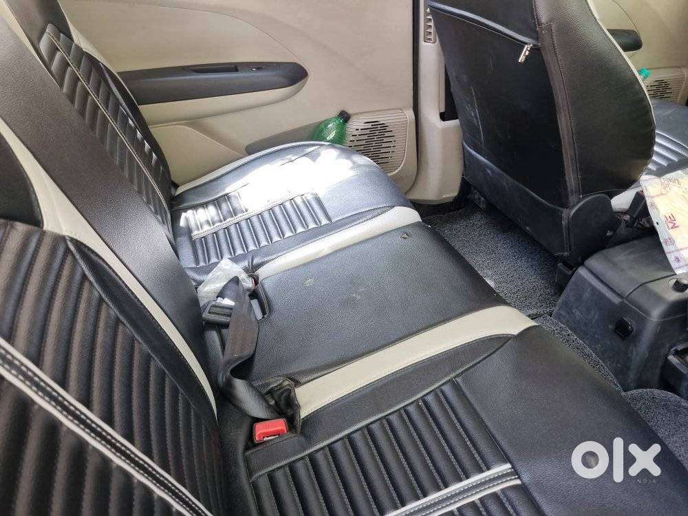 Renault Triber Rxt, 2022, Petrol