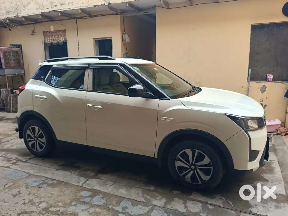 Mahindra Xuv300 Petrol 2023