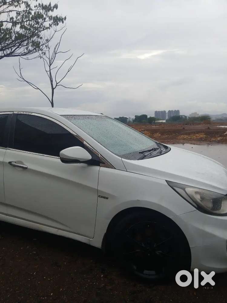 Hyundai Verna 1.6 Sx 2011