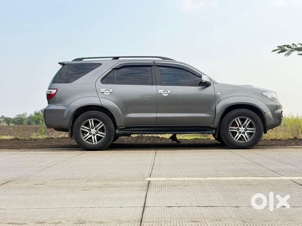 Toyota Fortuner Diesel Well Maintained