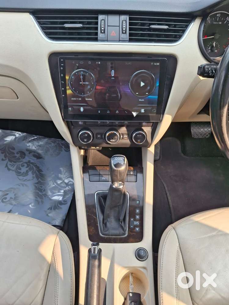 Skoda Octavia 2013-2017 Style Plus 1.8 Tsi At, 2016, Petrol